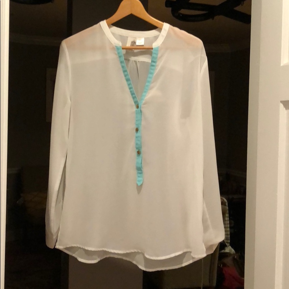 White button down blouse